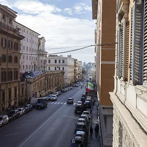 Pensjonat Colosseo Prestige Rzym