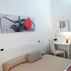 Guest house Backpackers House **